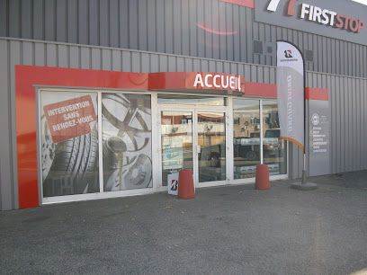 FIRST STOP VILLEFRANCHE-SUR-SAONE - 69400