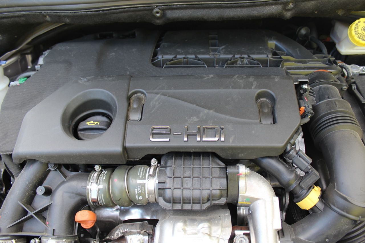Moteur HDi Peugeot Citroën : comment choisir entre DW10 et DV6TED4 ?